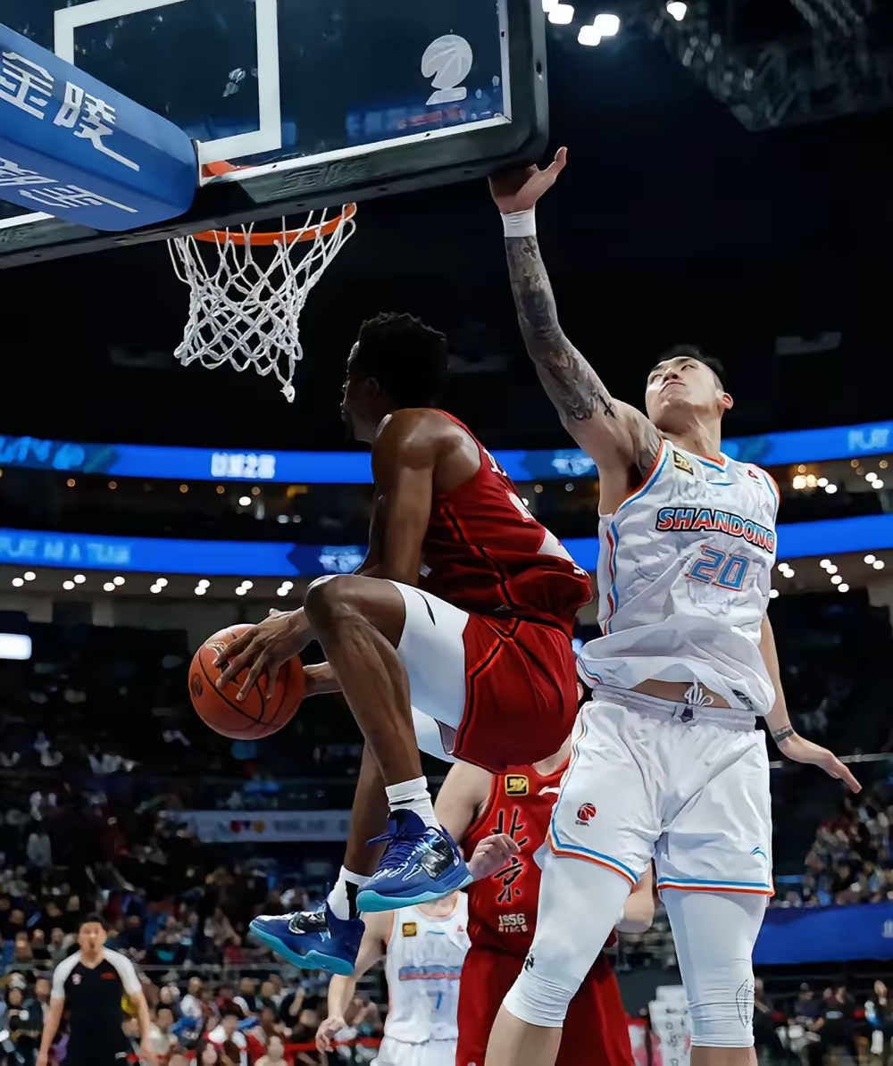 爱游戏移动平台-关键时刻CBA常规赛焦点战，罗马手感冰凉，震撼外界，心理建设被强调(charge中文翻译)