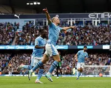 爱游戏下载中心-今晨曼城内部沟通——德国杯节点到来；目标明确；临场指挥获称赞(足球临场升盘说明什么)