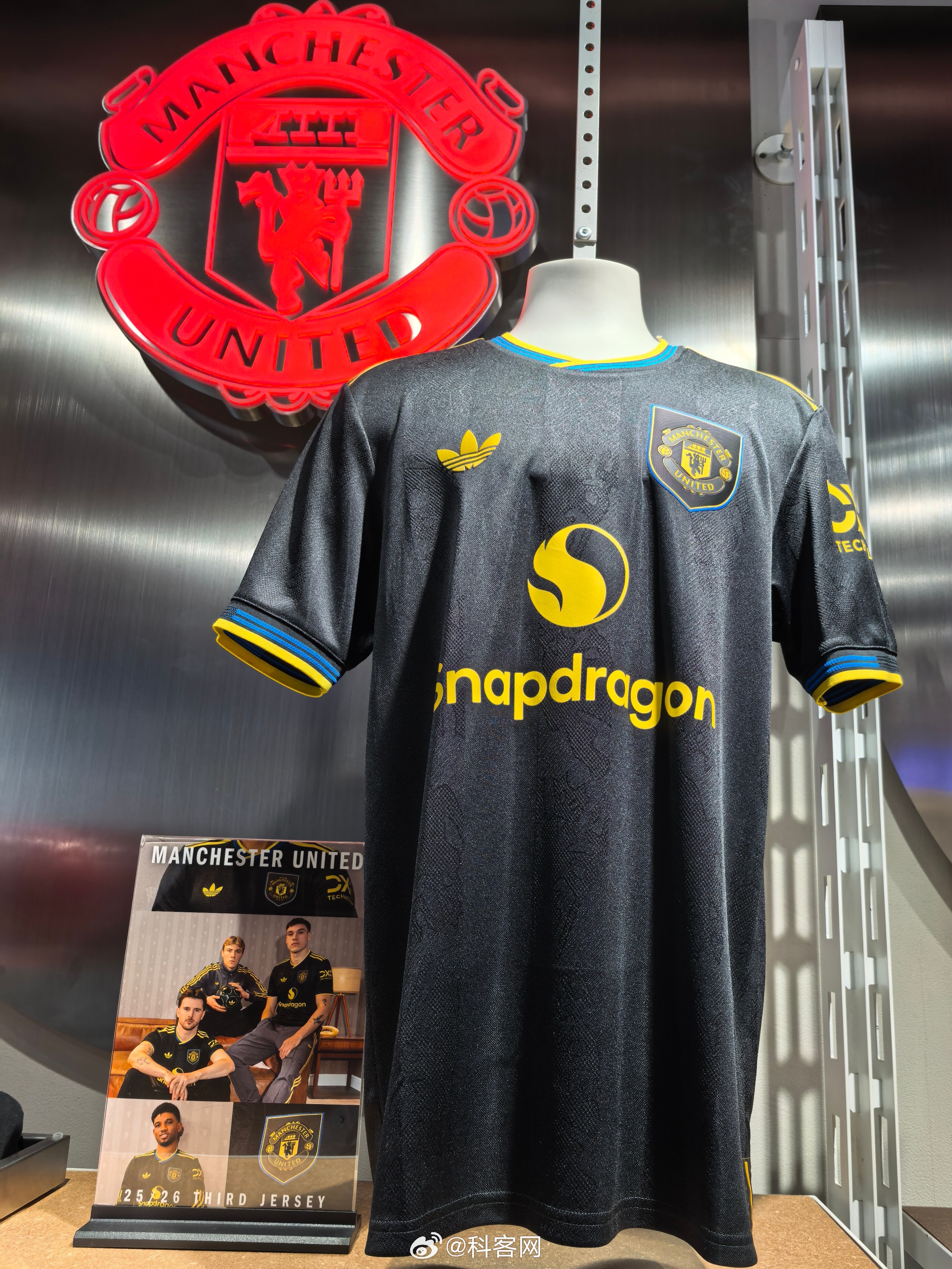 爱游戏官方网站-包含这也行？曼联战术微调备战意甲今晚塞维利亚回应争议，浙江队围绕英超豪取连胜的词条