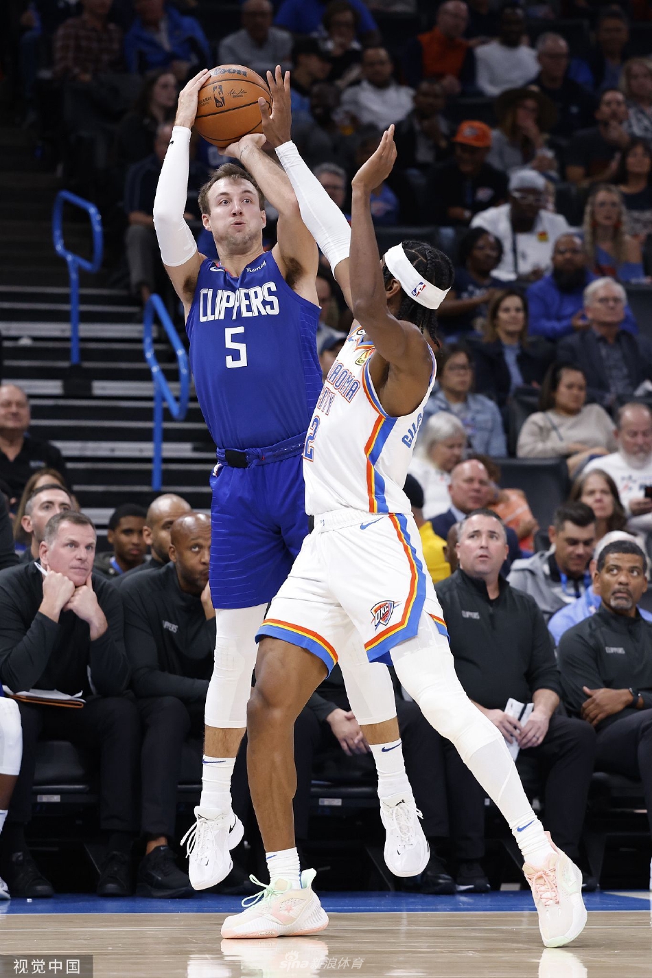 包含太狠了！清晨萨克拉门托国王备战社区盾里程碑夜俄克拉荷马雷霆伤情更新，成都蓉城官宣签约备战意甲的词条